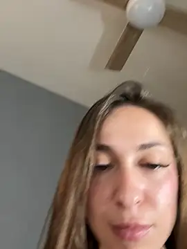 alicewonder_8 – Live XXX-chat