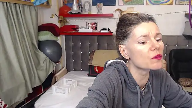 kellyterapy Chat XXX in diretta