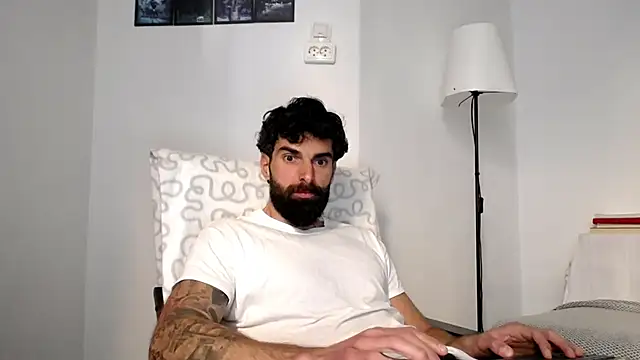 Chatroom XXX en direct de Verycutex