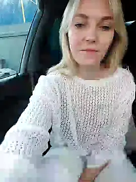 Pokazy przed kamerką – Crazy_lady69