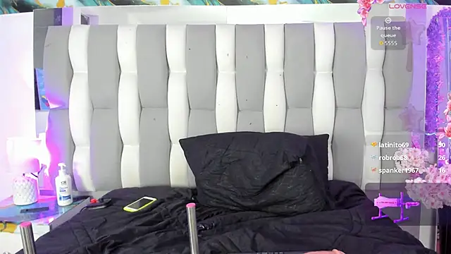 IsaDiiaz Chat XXX in diretta