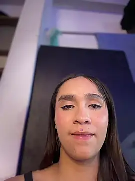 Isabella-Teen Obrolan Langsung XXX