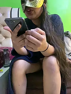 adhya007's Live XXX Chat