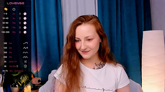 velvet_cherry_ Chat XXX in diretta