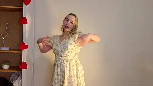 Show modela IvetteLabore na web-kameri