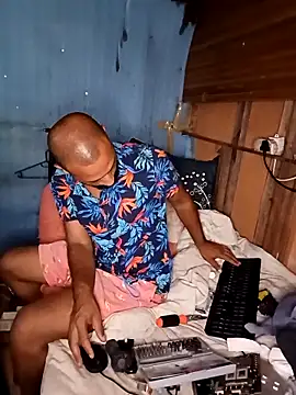 Pokazy przed kamerką – Camodick