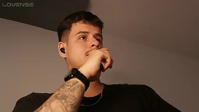 BjornSteel: вебкам-шоу