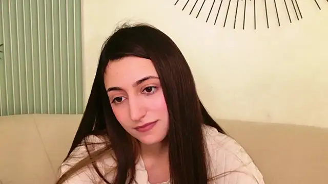 Chat +18 de Gloria_Bendall ao vivo