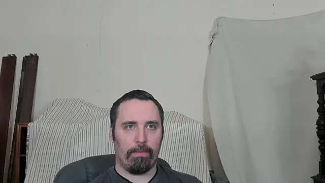 Metalstud Chat XXX live