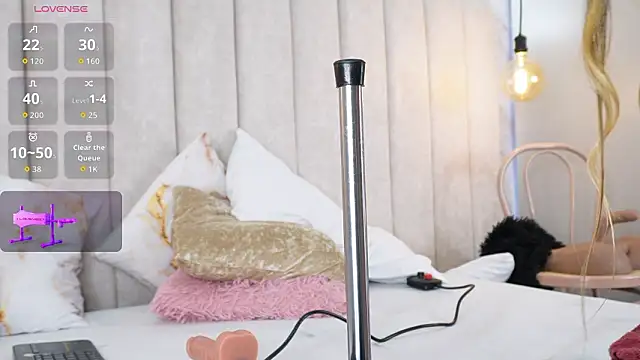 Annyy_Rosse élő XXX-chatje