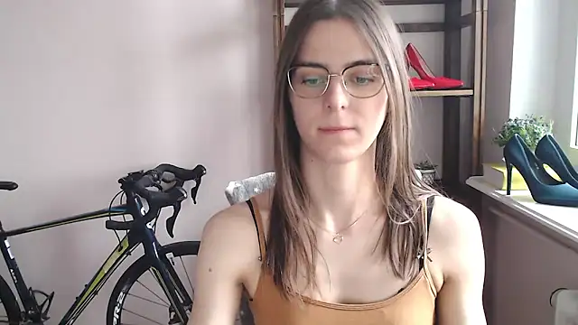 love_megi: онлайн-секс-чат