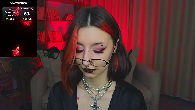 Mistress__Marcelline 现场XXX聊天