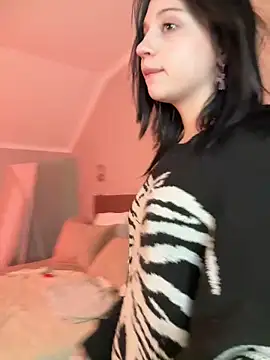 Chat XXX ao vivo de YourLittleDevil