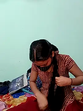 Chatroom XXX en direct de 18_year_old_girl