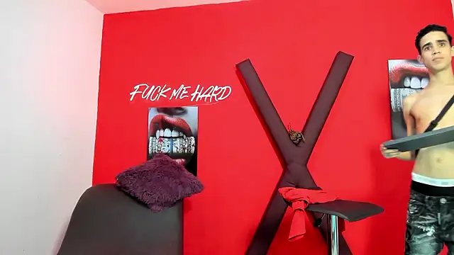 GREEN_BOYS লাইভ XXX চ্যাট