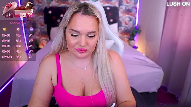 XXX chat uživo modela MissyMartinez