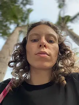 Chat +18 de RinaMood ao vivo