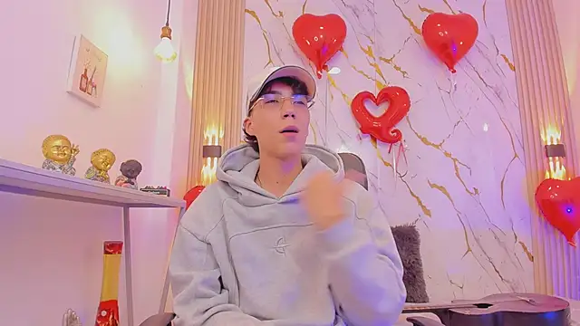 Nikolay_Gregori Live XXX-chat