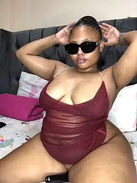 Anaelle24n Webbikameraesitys