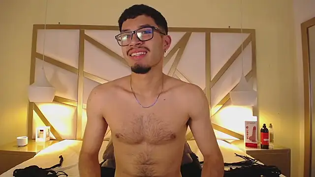 Jaxon_Carter লাইভ XXX চ্যাট