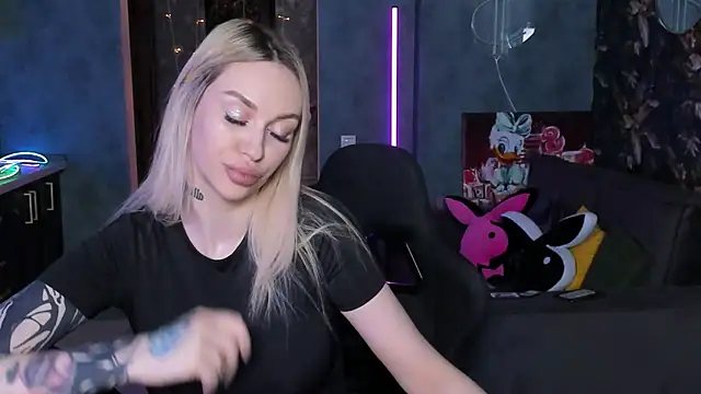 Онлайн чат XXX Blckmirrorr