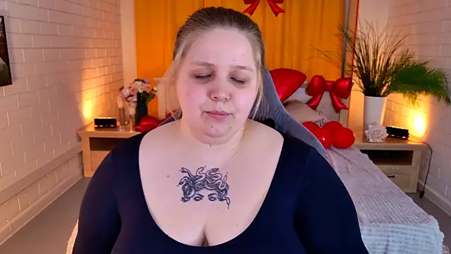 SladaDell Live XXX Chat