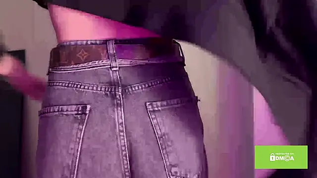 VenusDwigginss – webcam-show