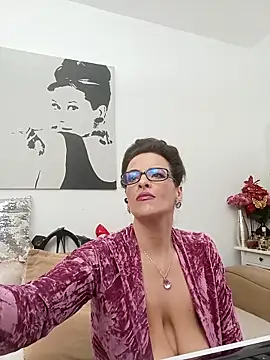 Czat XXX na żywo – RebeccaNoble