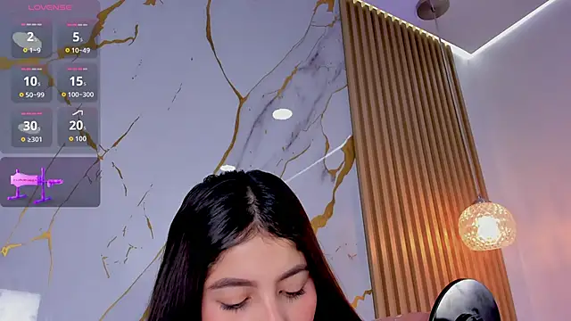 แชท XXX สดของ alissaowens_