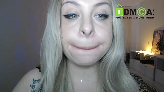 LuWeilovee Obrolan Langsung XXX