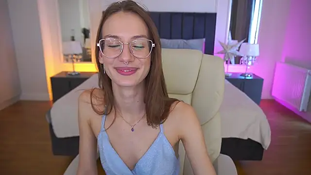 Živý XXX chat CozyMell