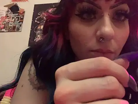 Chat +18 de ChrryFoxx ao vivo