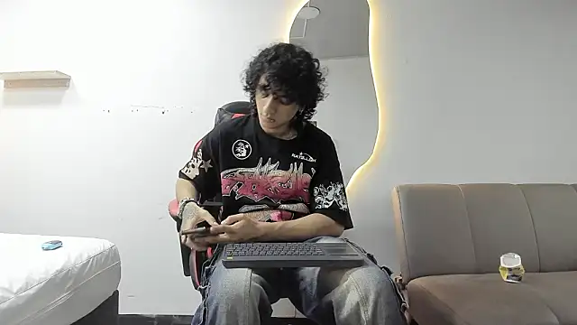 JackesTaylor Pertunjukan Webcam