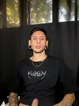 Fran2502m webkamerás műsora