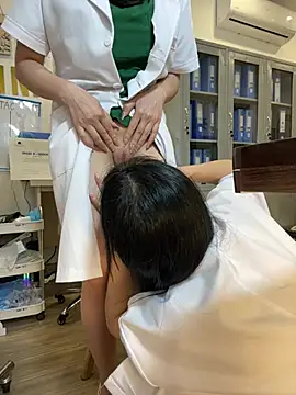 Chatroom XXX en direct de Clinic_Sexy