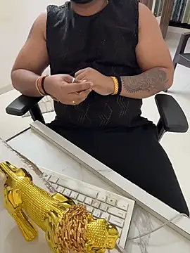 FlirtyxBoy: онлайн-секс-чат