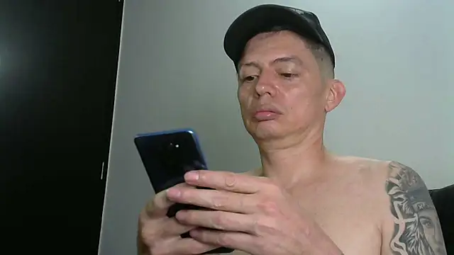 Thommas8a Webcamshow