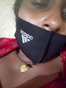 aunty_sumy Adlı Modelin Web Kamerası Şovu