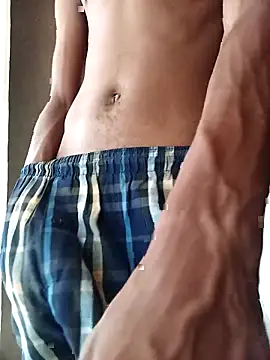 AOlinwHallu Webcam Show