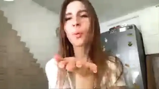 ElsieKuhlmann Live XXX Chat