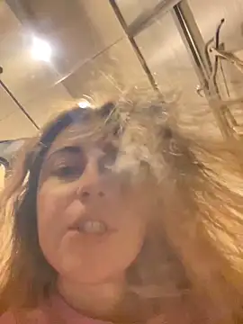 kate_nicepops999114 网络视讯表演