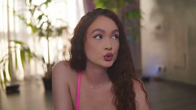 Chat +18 de HotBustyBabeX ao vivo