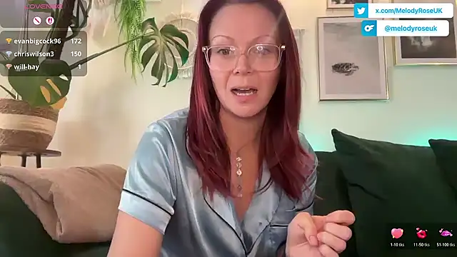 MelodyRoseUk: απευθείας συνομιλία ΧΧΧ