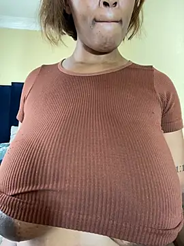 Sue_Knowledgen Live XXX chat