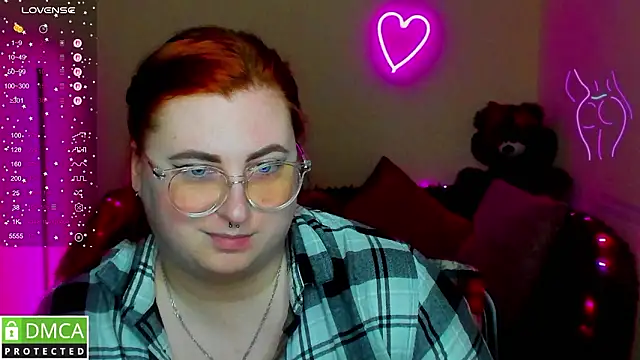 Chat +18 de Alicia_love00 ao vivo