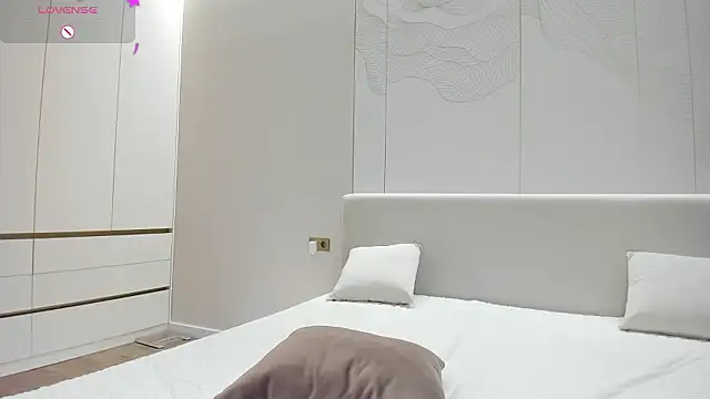 JenniferQueen11 élő XXX-chatje