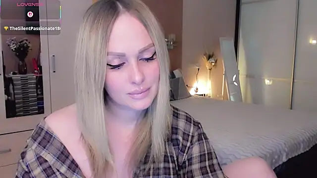 Онлайн чат XXX Libby_Nora