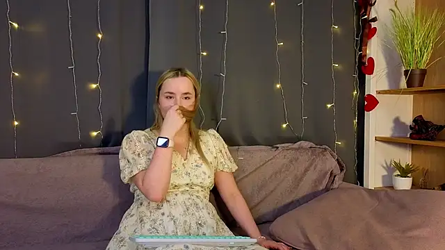 IvetteLabore's Live XXX Chat