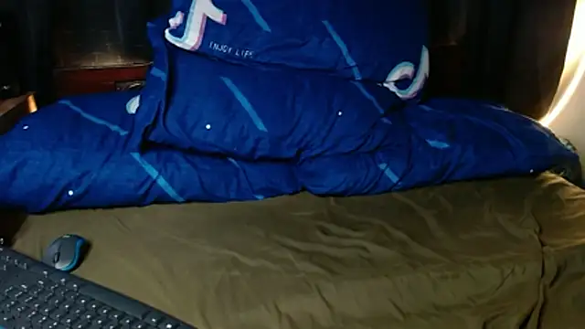 Yukikawaii: онлайн-секс-чат