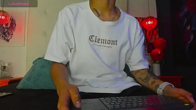 Chat XXX ao vivo de Aiden_Cash7